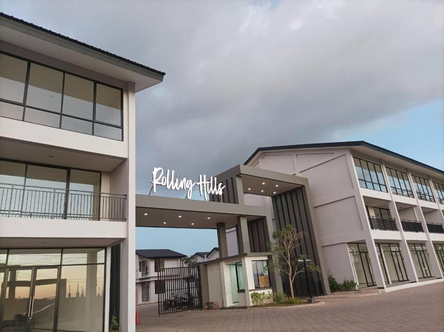 Villa Rolling Hills Depan Trans Mall Makassar Exterior foto